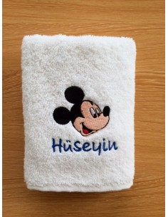 MICKEY MOUSE NAKIŞLI İSME ÖZEL HAVLU