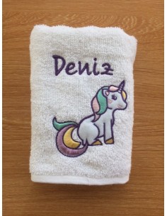 UNICORN İSME ÖZEL HAVLU-2